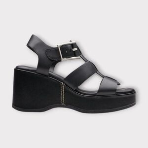 Clarks Manon Cove Womens Sandals. Black Leather. 26176294